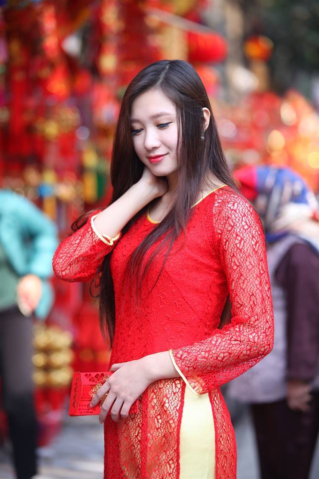 他将头埋进双腿间吮小核在线观看